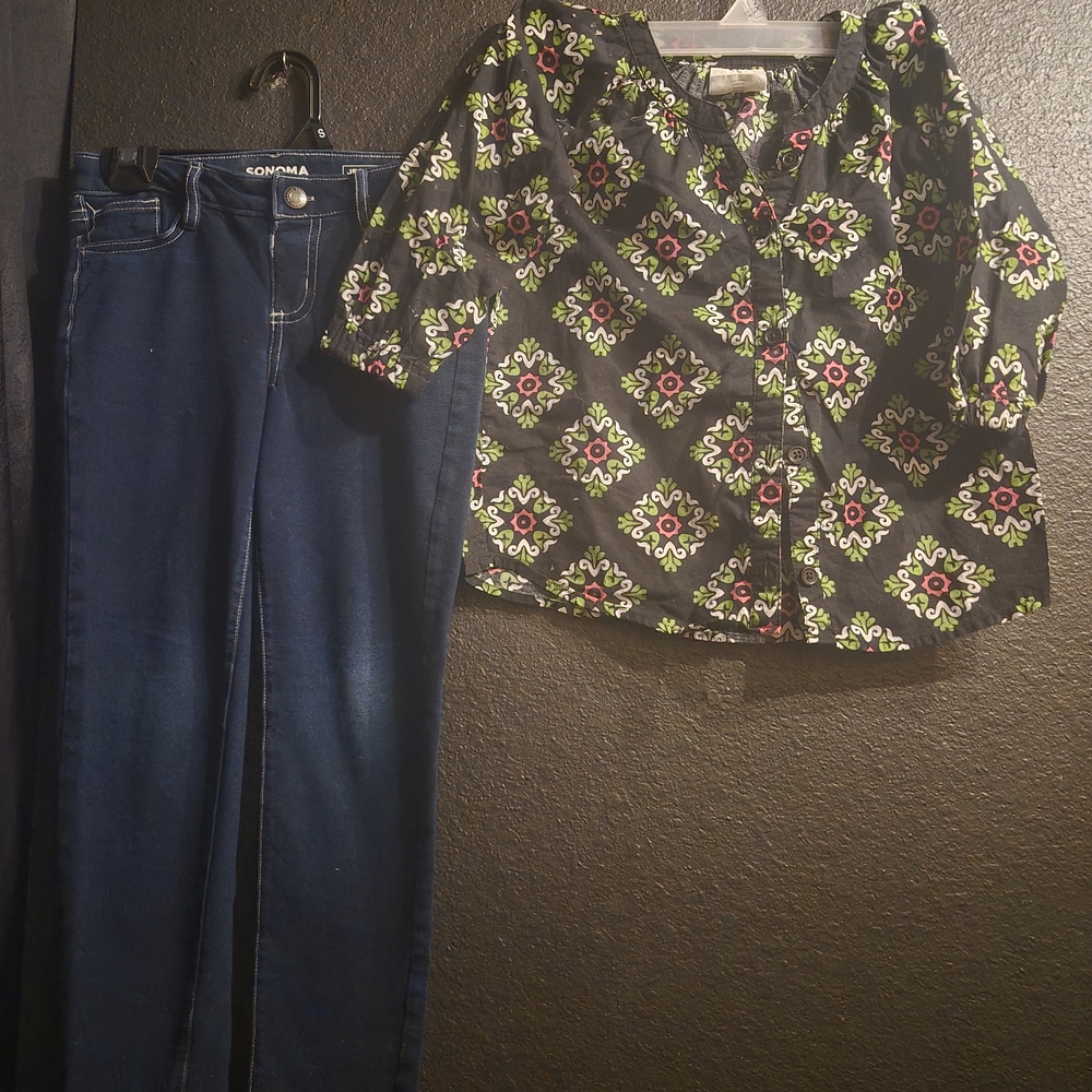 Black Patterned Button-Front Top with Pink & Green Accents and jeggings